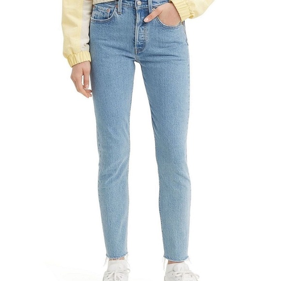 NWT Levi’s 501 Skinny Jeans High Rise Tango talks 24x28 - Picture 1 of 7